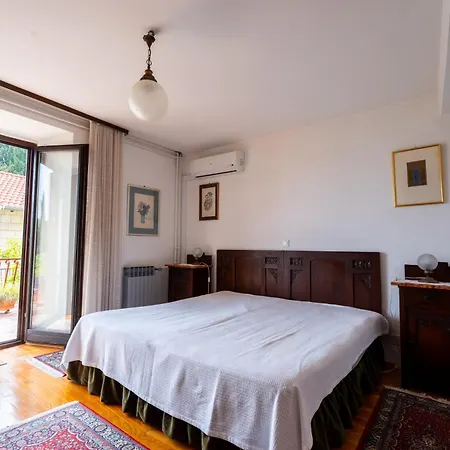 Apartments Petrali Mlini Exterior photo