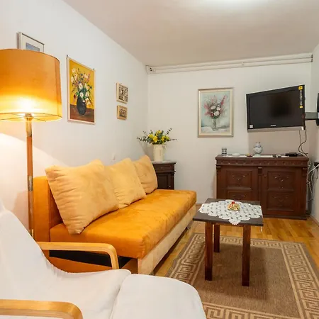 Apartments Petrali Mlini Exterior photo
